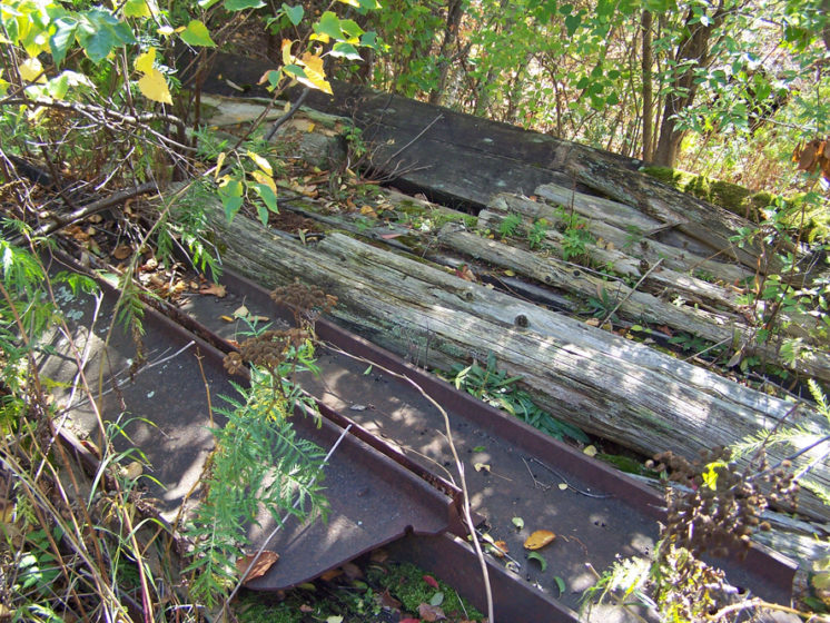 Incline Debris 01