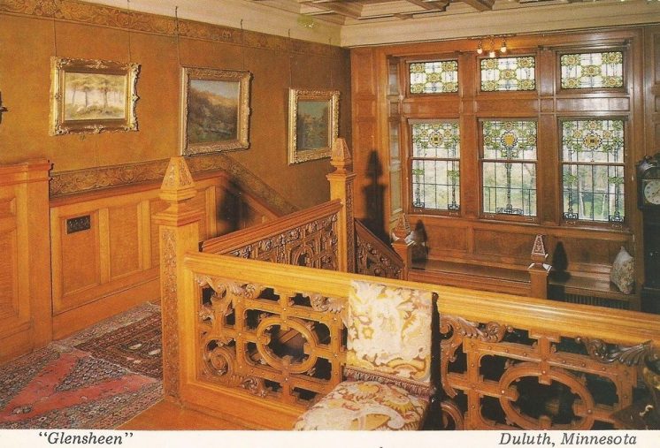 glensheen-mansion-second-floor-landing
