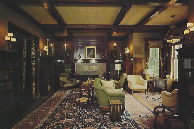 Glensheen Library